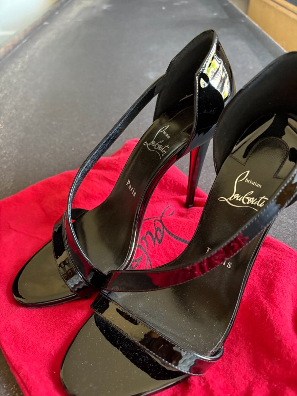 Christian Louboutin Astridal 100 Black Patent Ankle Strap Pump/Heels Size 39